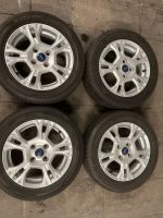 Original Ford Fiesta VI Alufelgen mit 195/55R15 Sommerreifen Nordrhein-Westfalen - Brilon Vorschau