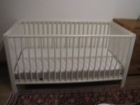 Babybett mit Matratze, Breite 75cm, Länge 1,50m Rheinland-Pfalz - Bettenfeld Vorschau