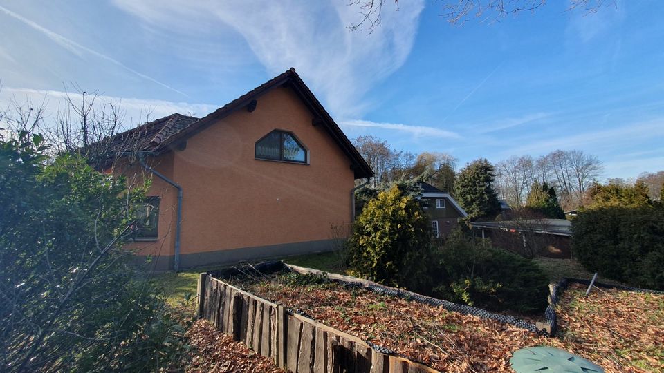 Einfamilienhaus mit Einliegerwohnung und Bungalow in bevorzugter Wohnlage zu verkaufen! Ab mtl. 1.492,93 EUR Rate! in Bad Dueben