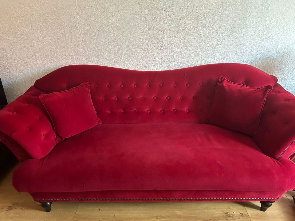 Sofa in Rot in Leipzig