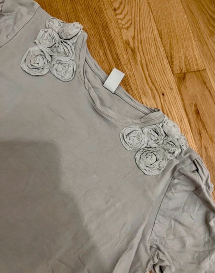 Hübsches Mädchen Shirt mit Verzierung Zara Größe 164 in Berlin