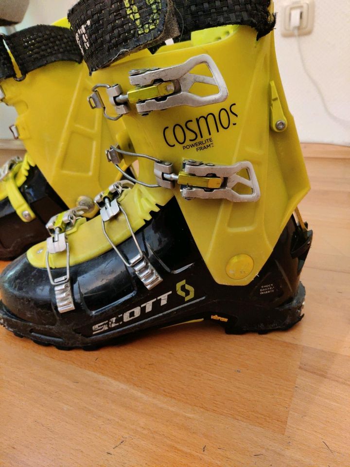 Scott Cosmos Skitourenschuh MP 28,0 / Gr. 44 (ohne Innenschuhe) in München