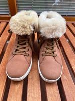 Neuwertige Stiefeletten Sneaker Caprice 36,5 Winterschuhe Bayern - Friedberg Vorschau