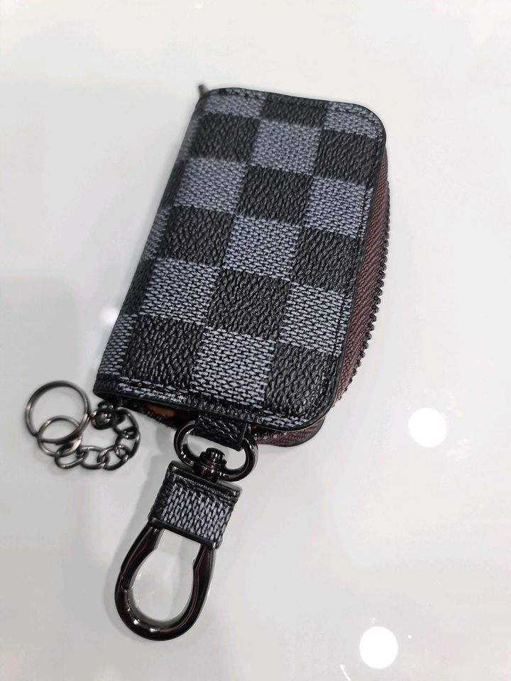 Schlüsseletui Key cover Schutz schwarz grau NEU* in Fischbach