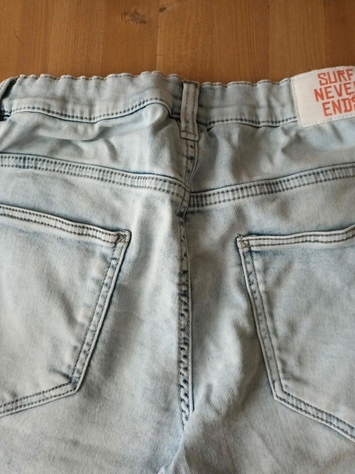 Jeans Short Bermudas Größe 152 in Dettelbach