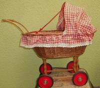 ORIGINAL DDR PUPPENWAGEN NOSTALGIE STUBENWAGEN SPIELZEUG Holz Wei Sachsen-Anhalt - Erxleben (bei Haldensleben) Vorschau