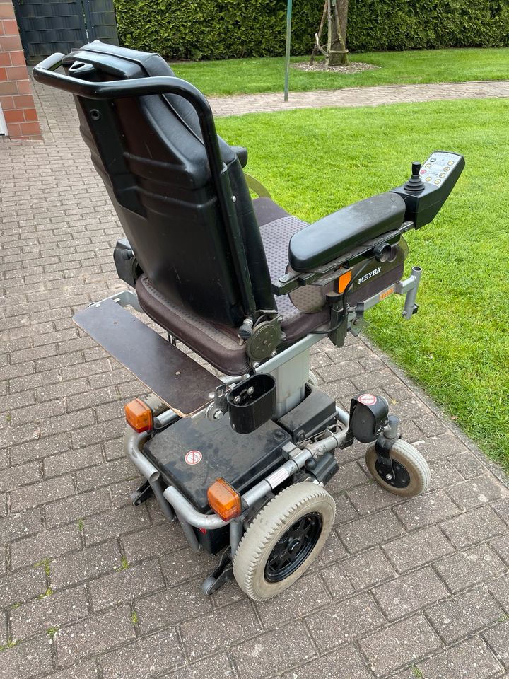 Elektro Rollstuhl in Bawinkel