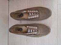 Sneaker Damen Vans grau weiß Größe 37 Frankfurt am Main - Nieder-Eschbach Vorschau
