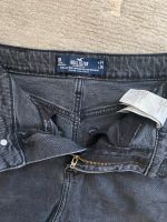 Graue Hollister Mom-Jeans Stretch Hose W24 L26 neuwertig Feldmoching-Hasenbergl - Feldmoching Vorschau