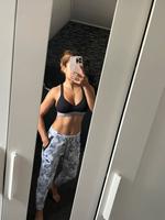Nike 7/8 Jogginghose Damen grau Gr. XS Nordrhein-Westfalen - Rheda-Wiedenbrück Vorschau