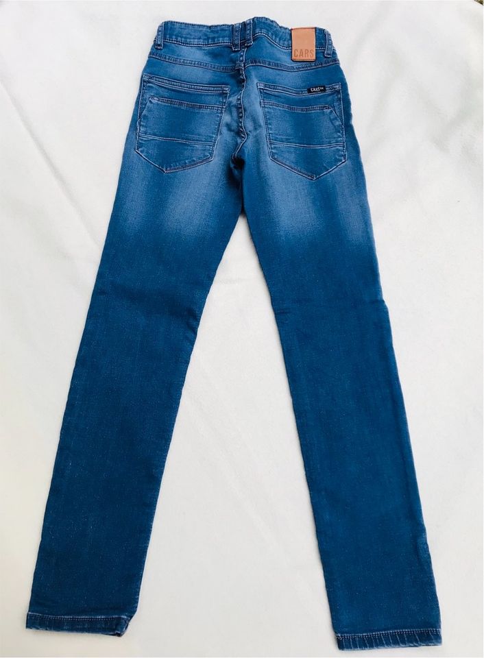 verschiedene Jeans Gr. 152 von H&M + WE + Cars Jeans + Chapter in Kelkheim