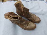 RIEKER Stiefeletten Gr. 41 gold Nordrhein-Westfalen - Brühl Vorschau