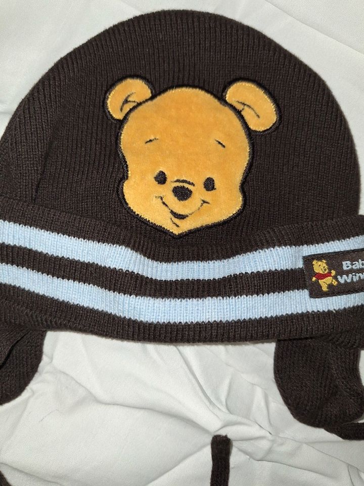 H&M Disney Winnie Pooh Baby Mütze 62 68 wie Neu 2-6 Monate in Northeim