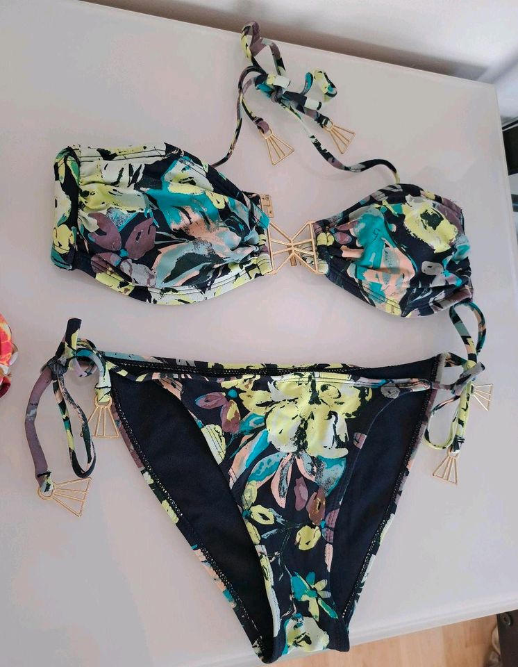 H&M Bikinis Pink Blau Bunt in Hamburg