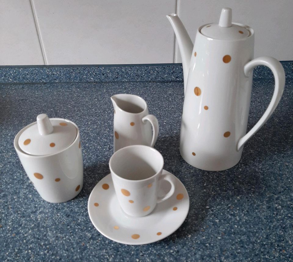 Hübsches Mokka/ Espresso Set für 5 Personen in Bischofsheim