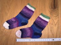 Selbstgestrickte Wollsocken, 14cm lang Bayern - Baiersdorf Vorschau