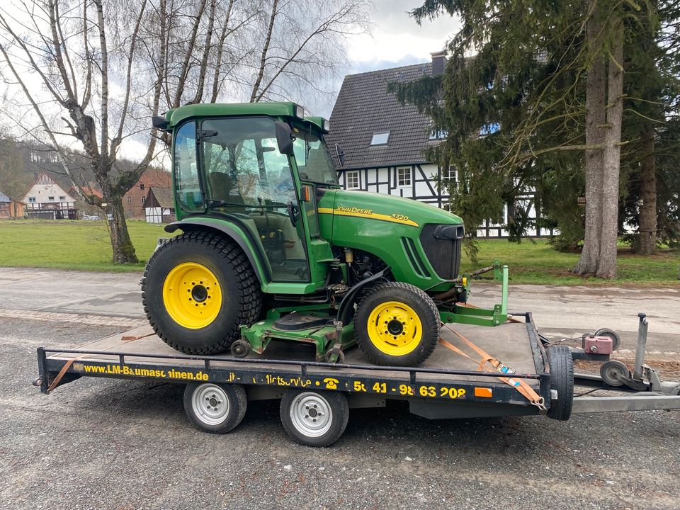 Transporte Abschleppdienst Auto + Baumaschinentransporte in Springe