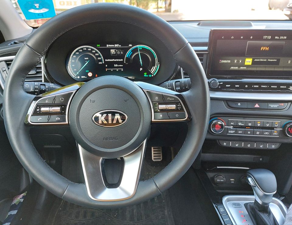 Kia Ceed SW DCT Platinum Edition Plug-in-Hybrid in Haiger