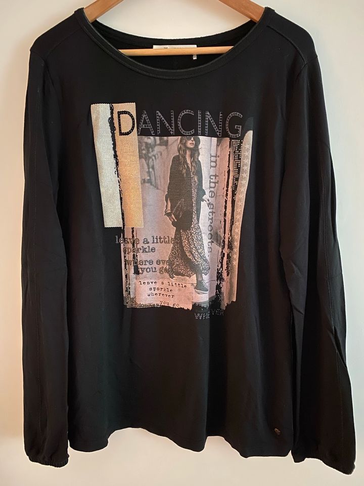 schwarzes Langarmshirt von Monari Gr.40 mit Print und Strass in Hamburg