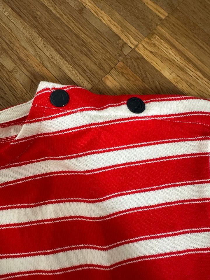 T-Shirt von Petit Bateau NEU in Größe 8 Jahre / 128 cm in München