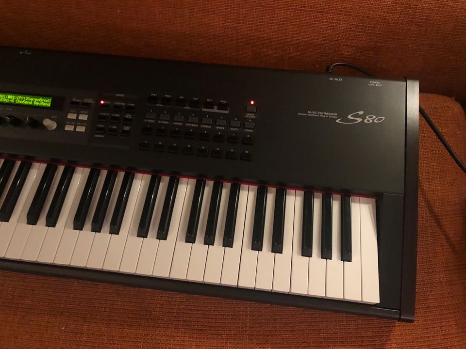 Yamaha S80 Synthesizer in Grünwald