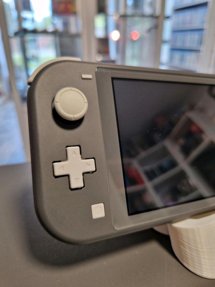 Nintendo Switch Lite Handheld Grau inkl. 256GB MicroSD in Rhauderfehn