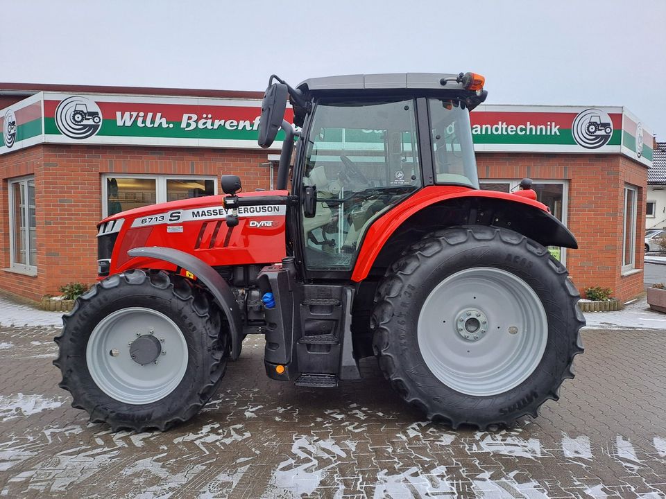 Massey Ferguson 6713 S Dyna-6 in Lichtenfels