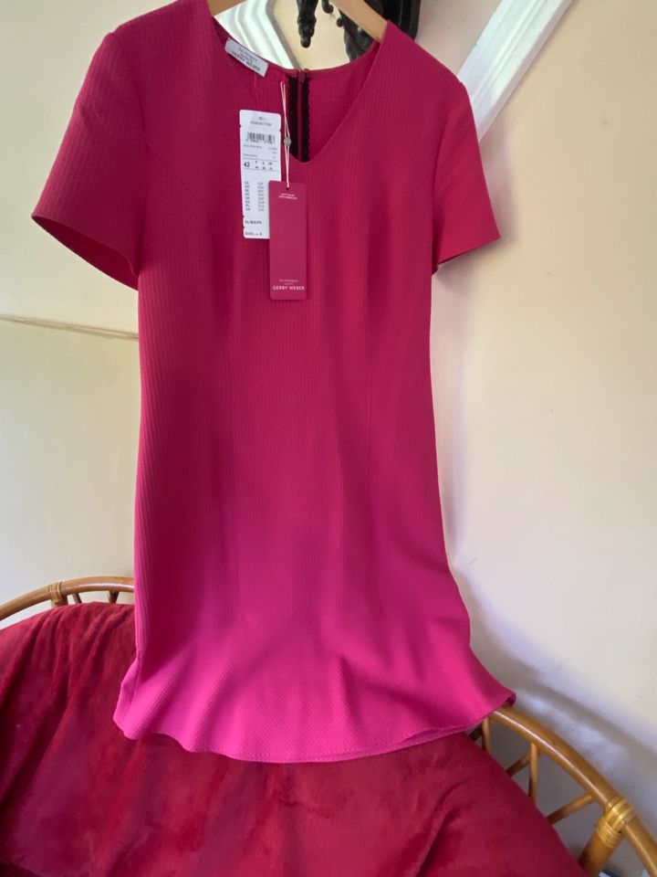 Gerry Weber Sommer kleid 42 neu fuchsia pink in Berlin