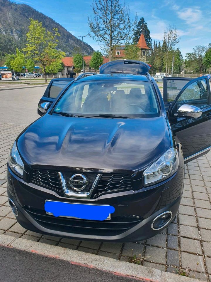 Nissan Qashqai+2 Panorama *7 Sitzer 2.0 Acenta in Bad Reichenhall