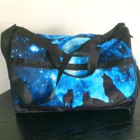 Sporttasche / Reisetasche mit Wolfdesign in schwarz / blau Nordrhein-Westfalen - Sankt Augustin Vorschau