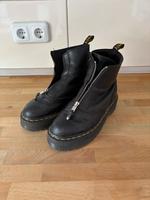Dr. Martens Jetta Plateau Schuhe Boots gr.40 Niedersachsen - Bad Münder am Deister Vorschau