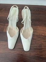 Hochwertige VERO Cuoio Pumps hell grau Stoff Gr 38 Hamburg-Mitte - Hamburg St. Georg Vorschau