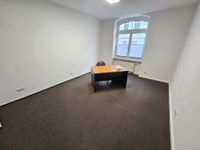 Freundliche Büroeinheit in Stadtfeld West inkl. 3 Büroräume + separate Küche + Balkon + WC Sachsen-Anhalt - Magdeburg Vorschau