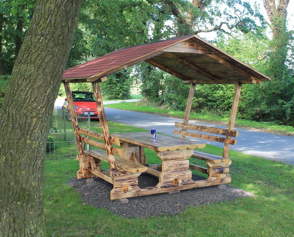 Sitzlaube Pavillon Überdachte Sitzgruppe Hütte Garnitur mit Dach in Massing