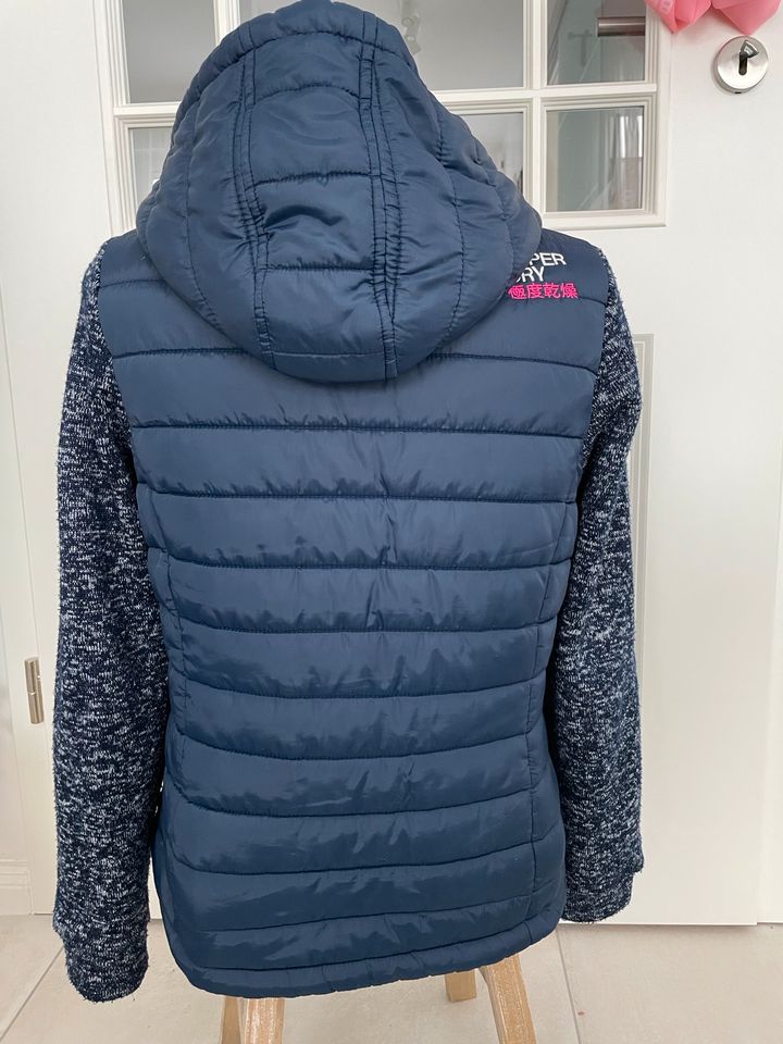 Superdry Jacke Übergangsjacke Gr M Blau Rosa in Sittensen