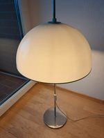 Original 70er Jahre Stehlampe mit großem weißen Schirm Schleswig-Holstein - Kellenhusen Vorschau