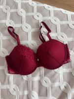 Calvin Klein BH weinrot Gr. 80D Neu Hessen - Kelkheim Vorschau
