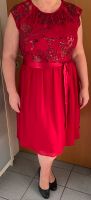 Kleid rot mit Pailletten Essen - Huttrop Vorschau