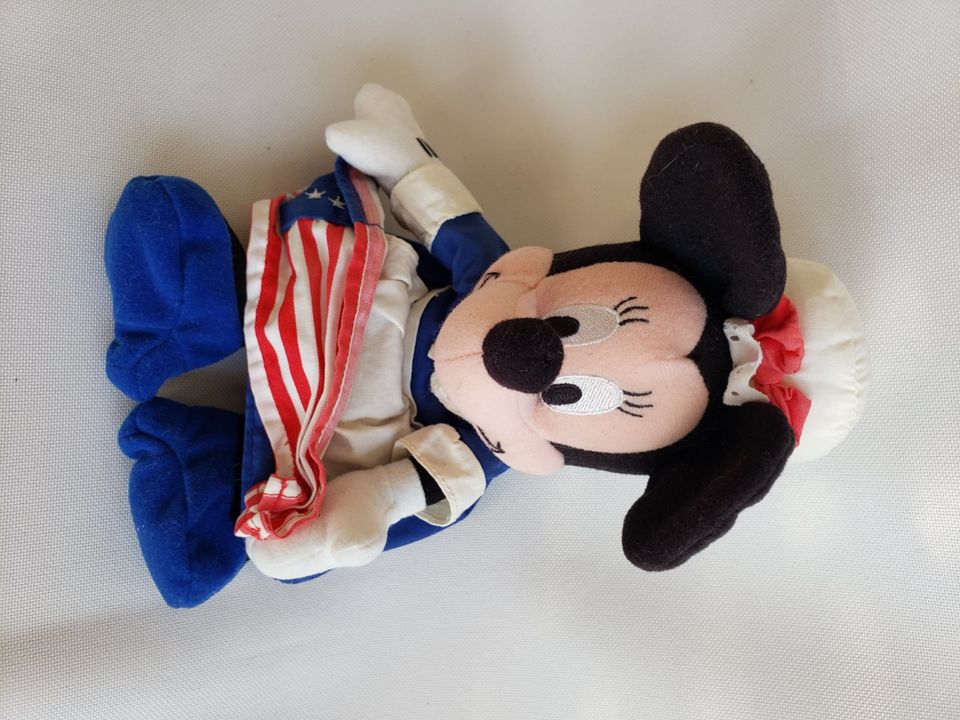 Disney Minnie Mouse Maus Betsy Ross Kolonialflagge Kuscheltier in Gundelsheim