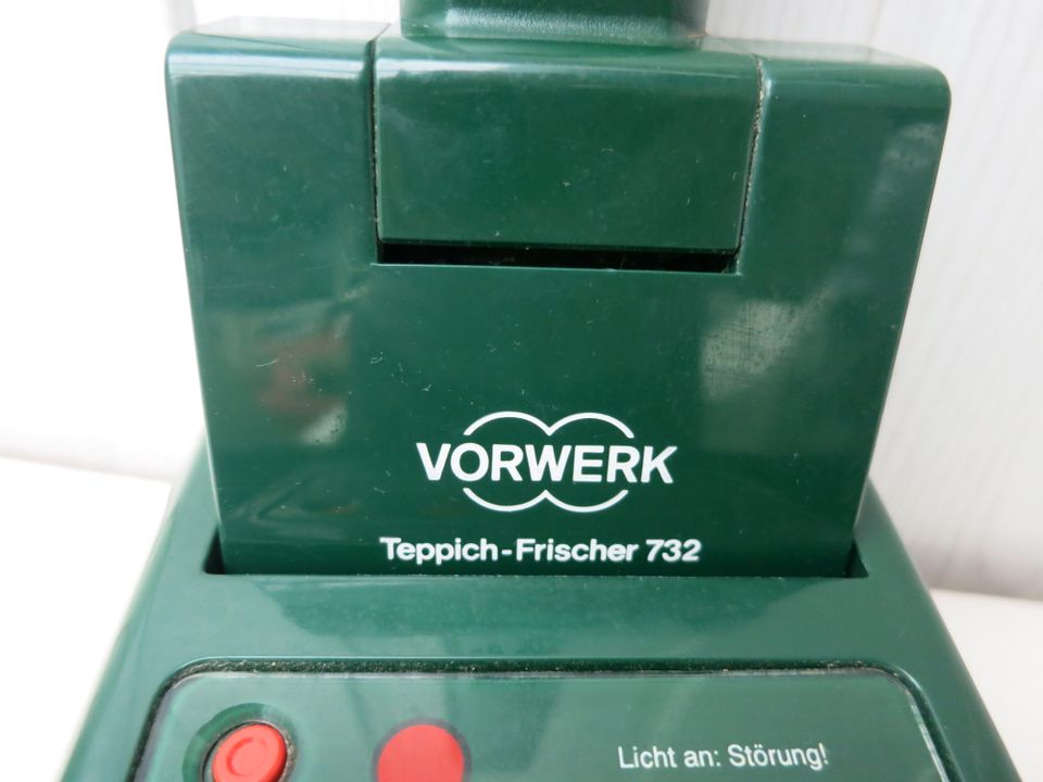 Vorwerk Teppichfrischer 732 sehr gut erhalten in Landshut