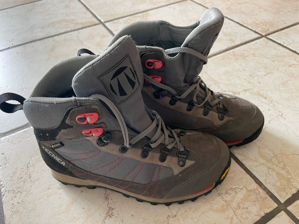 Tecnica Makalu IV GTX WS Wanderschuhe in Deggenhausertal