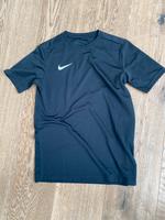 Nike Sport Shirt Gr. 147-158 Aachen - Kornelimünster/Walheim Vorschau