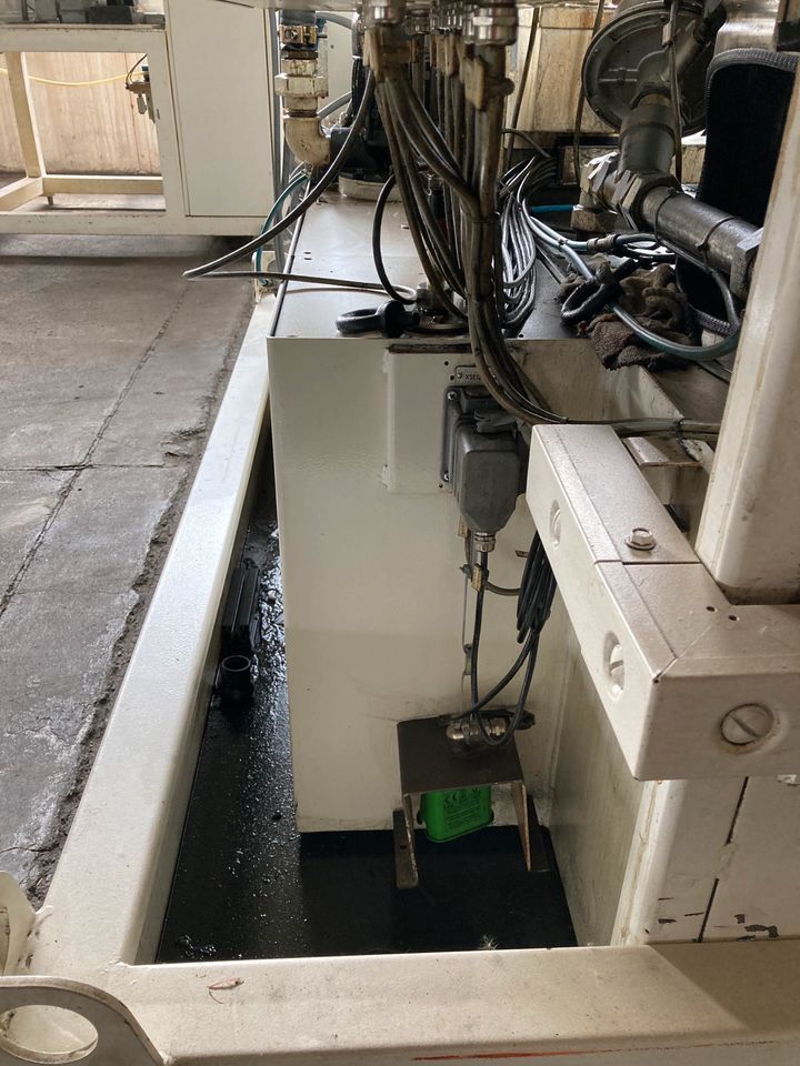 Knoll Kühlmittelanlage mit Hyfra Kühlanlage Magnetabscheider in Laucha an der Unstrut