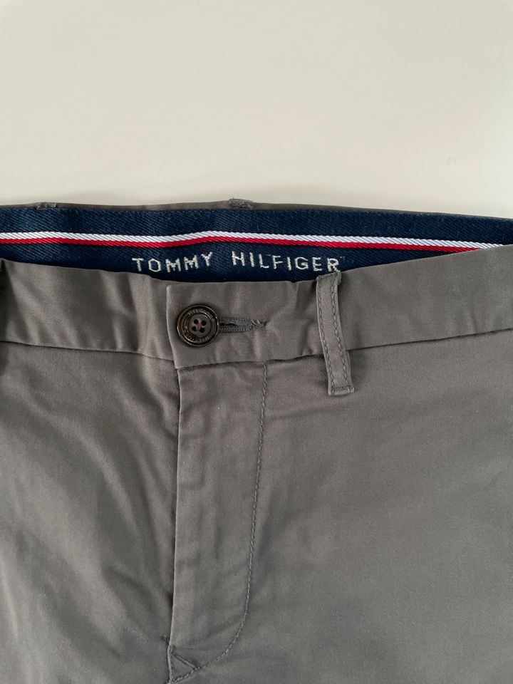 Tommy Hilfiger/ Herrenchino THFLEX   W32/L32 in Goldenstedt