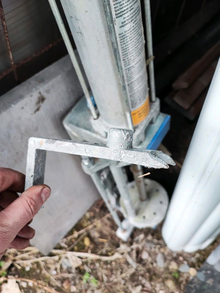 Spachteldispenser Spachteldosiergerät Spachtelspender pneumatisch in Freiburg im Breisgau