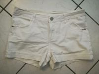 Shorts/kurze Hose weiß Gr. 38 Niedersachsen - Otter Vorschau