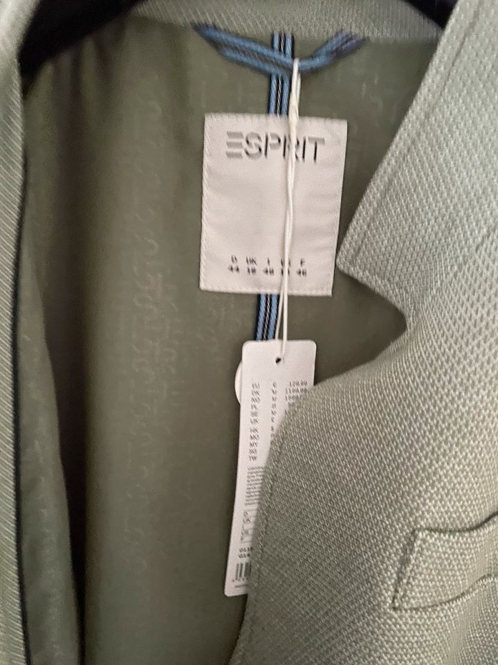 Esprit Jacke gr 44 neu in Rosdorf