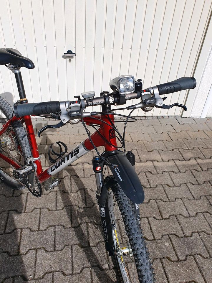 Curtis Mountainbike 26" mit viel Zubehör in Biessenhofen