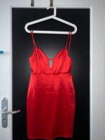 Kleid in rot aus Satin Berlin - Köpenick Vorschau