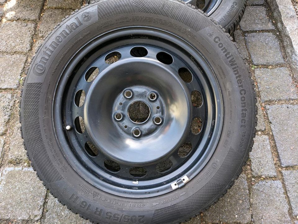 4x Continental Winterreifen TS850, 205/55 R16 in Blankenburg